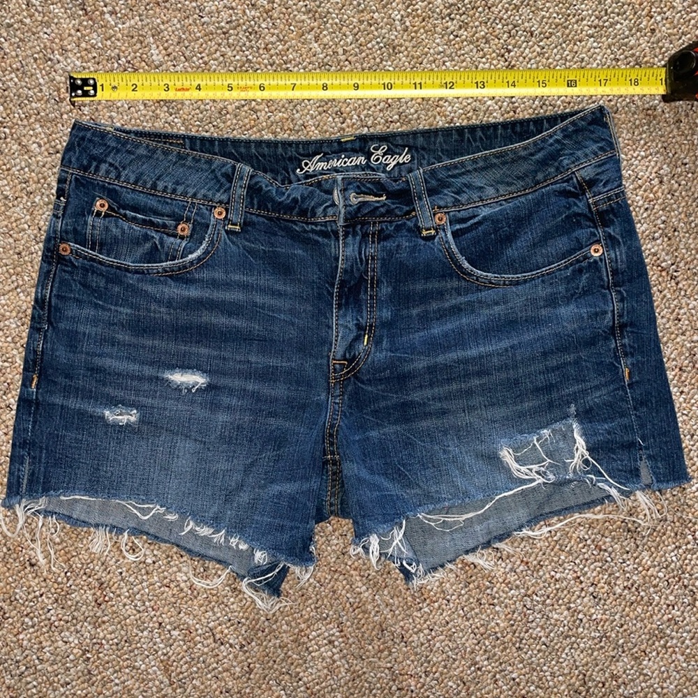 AE shorts